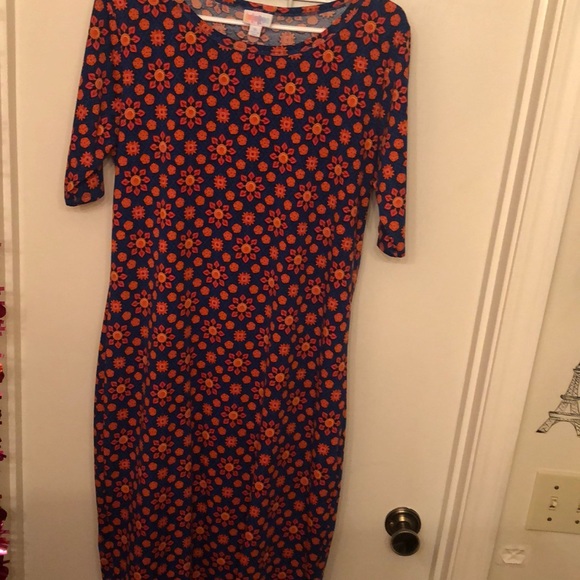 LuLaRoe XL Julia Dress - Picture 1 of 1